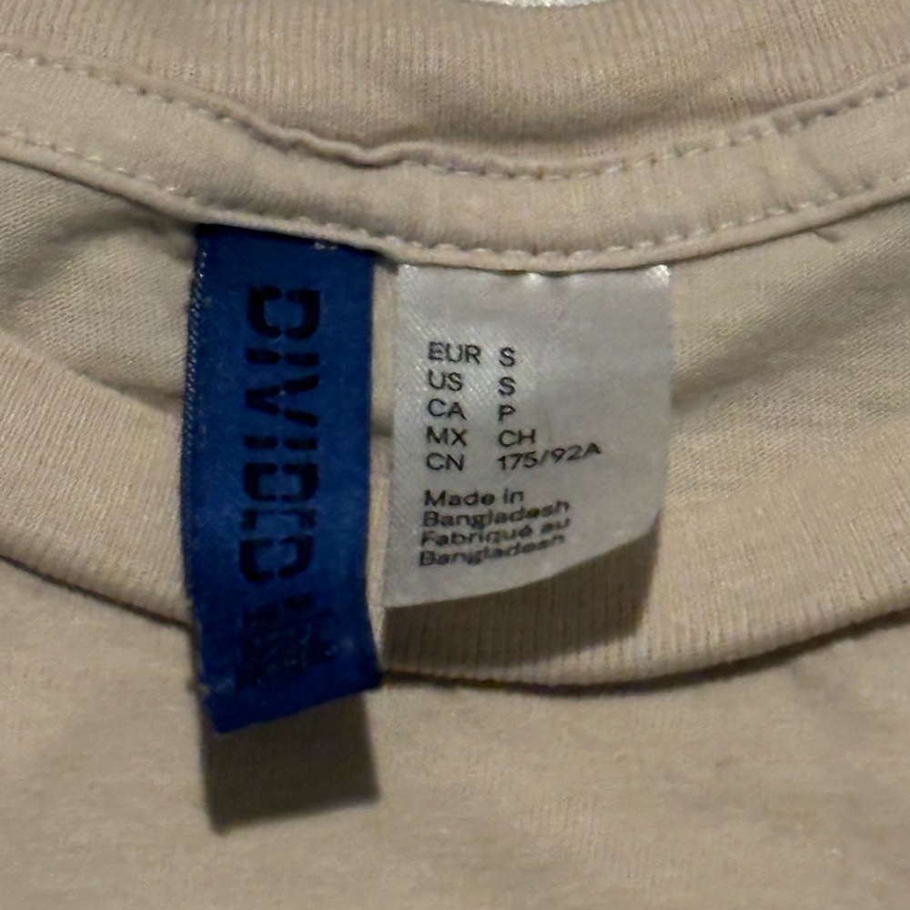 shirt - Picture 4 of 4